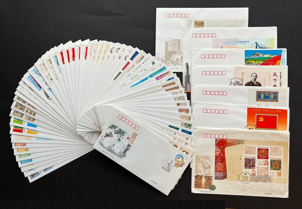 2011 Complete Year Set of First Day Covers (2 images)